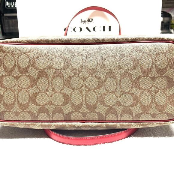 🔥🎁NWT! Coach Gallery Tote Handbag Khaki/Electric Red Msrp:$378.00 - Picture 6 of 12